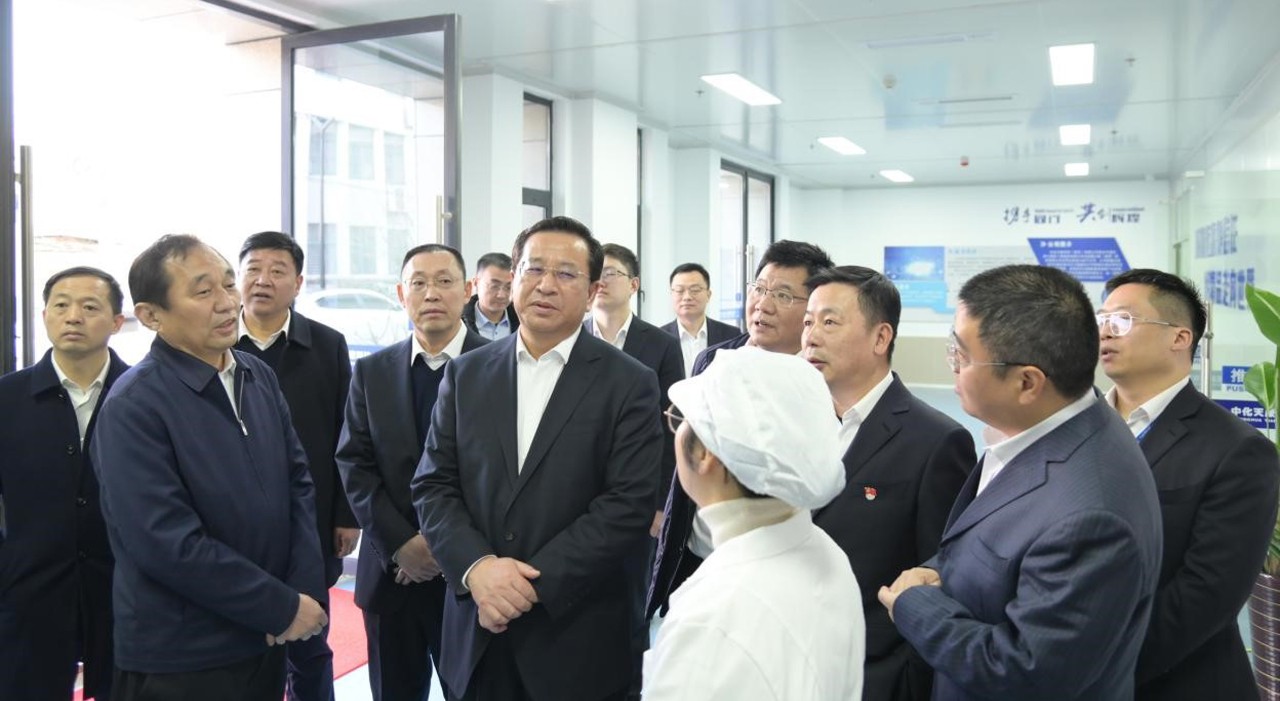 中國化學工程集團有限公司黨委書記、董事長戴和根蒞臨中化天康調(diào)研指導工作